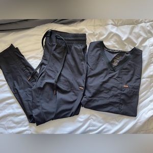 Cherokee Form Scrubs